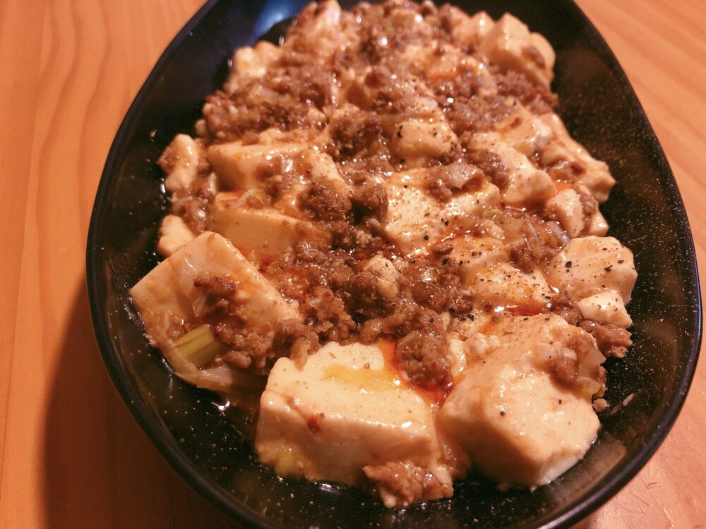 ザージャンのアレンジレシピ①「お肉たっぷり麻婆豆腐」｜週末