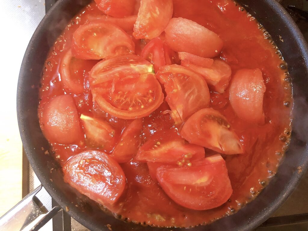 トマトを入れる